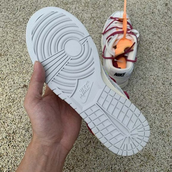 Nike Dunk Low x Off-White Lot 35 Sneakers - Picture 9 of 11